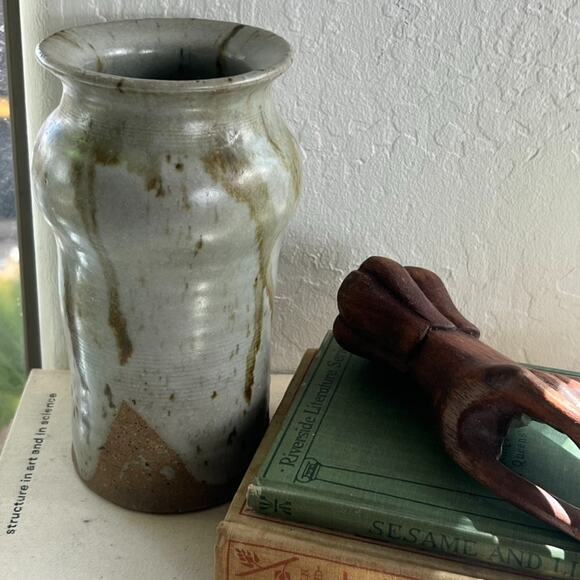 Studio Art Pottery Stoneware Tall Vase Glaze Brown Drips Signed By Carol R. - Picture 4 of 16